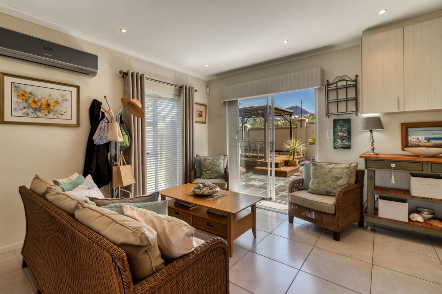 3 Bedroom Property for Sale in Dennegeur Western Cape